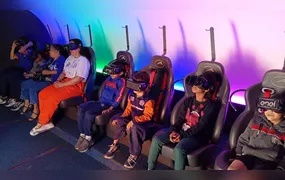 Nave Enel promove palestras, trocas de lâmpadas e experiências interativas em SG e região