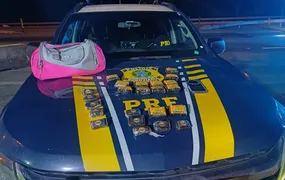 PRF apreende quase dois quilos de haxixe em Rio das Ostras