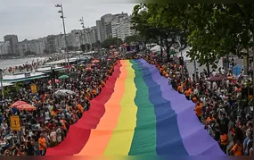 Parada LGBTI+ do RJ traz “toda forma de amor” como tema em 2026