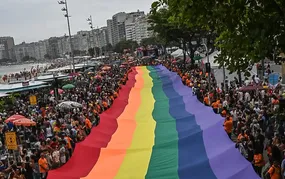 Parada LGBTI+ do RJ traz “toda forma de amor” como tema em 2026