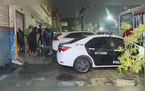 Passageiro destrói ônibus após motorista negar parar em local não permitido