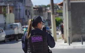 Patrulha Maria da Penha prende homem que agrediu companheira em São Gonçalo