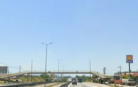 Pedestre morre atropelado na BR-101, em São Gonçalo