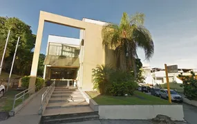 Polícia Civil apreende adolescente que usava plataforma on-line para coagir menores à automutilação e à práticas sexuais