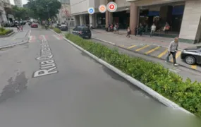 Polícia Civil investiga roubo de moto em frente a shopping de Niterói