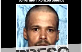 Policiais do 33ºBPM em ação conjunta com a SSI/PMERJ, com informações passadas pelo Disque Denúncia, prenderam foragido da Justiça em Angra dos Reis