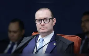 Por unanimidade, STF mantém condenação de Bolsonaro e aliados