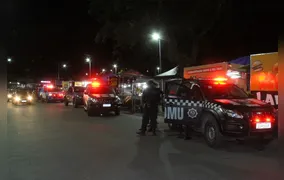 Prefeitura realiza operação de ordenamento na Praça da Trindade