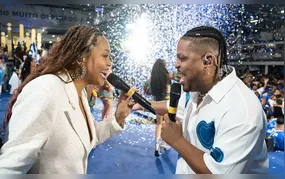 Primeira mulher intérprete do carnaval do Rio recebe prêmio da Alerj