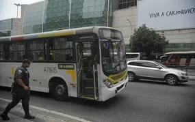 Rodoviários do Rio decidem continuar em estado de greve até amanhã