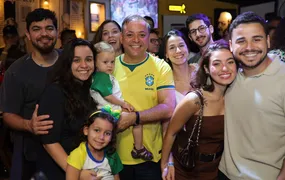 Rodrigo Neves completa 50 anos e reúne lideranças políticas do Estado