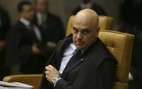 PGR pede anulação de investigação sobre conversas de Moraes e Vorcaro