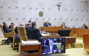 STF suspende julgamento sobre mandato-tampão para governo do Rio