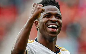 Sem renovação com o Real Madrid, Vini Jr. entra na mira do Arsenal