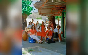 Sesc Niterói recebe 'Samba Que Elas Querem canta Beth Carvalho' neste sábado (14)