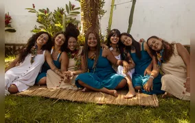 Sesc São Gonçalo recebe espetáculo que celebra ancestralidade e cultura popular brasileira