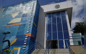Teatro Municipal de São Gonçalo recebe espetáculo de comédia nesta sexta-feira (31)