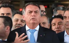 Termina cirurgia de Bolsonaro para bloquear nervo do diafragma