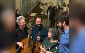Theatro Municipal de Niterói recebe apresentação Ensemble PHOENIX com instrumentos de época