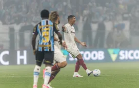 Thiago Silva lamenta empate do Fluminense e cobra evolução para jogos decisivos