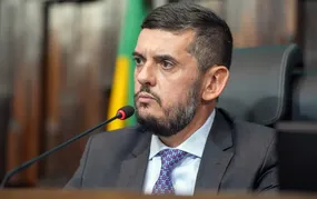 Afastado pelo STF, Bacellar estende licença do mandato na Alerj