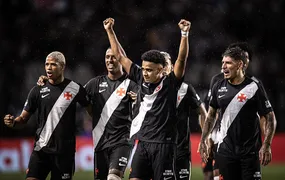 Vasco busca sua primeira vitória no Brasileirão diante do Bahia, em São Januário