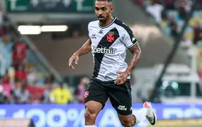 Vasco recusa proposta da Grécia pelo lateral Paulo Henrique