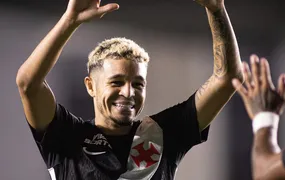 Vasco vence Barracas Central e se classifica para os  play offs da Sul-Americana