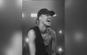 Viúva de John Lennon perde processo na justiça contra o rapper brasileiro L7NNON; entenda