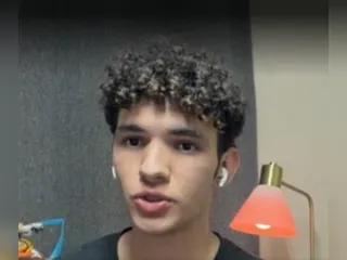 Brasileiro relata momentos de pânico durante ataque a tiros em praia na Austrália