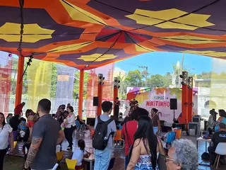 Começou! Festa Literária Internacional de Niterói (Flin) tem programação intensa até domingo; confira