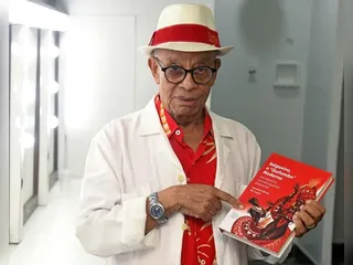 Nei Lopes é atração em roda de samba grátis no Mês da Consciência Negra