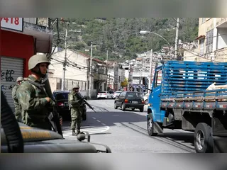 Rio apresentará plano para recuperar territórios ocupados pelo crime