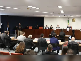 STF rejeita recurso e mantém condenação de Bolsonaro na trama golpista