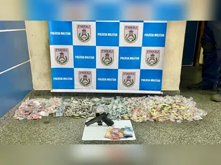 Trio é preso com pistolas e drogas em Itaipuaçu, Maricá