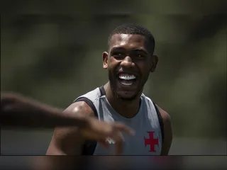 Vasco negocia renovação com Rayan até o fim de 2028