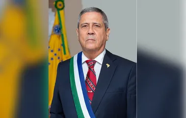 Alexandre de Moraes mantém prisão de Braga Netto