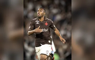 Com chegada de Diniz, Rayan dobra média de chutes no Vasco