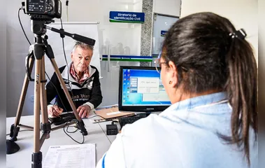 Detran RJ terá atendimento exclusivo sem agendamento para idosos e PCDs no próximo sábado