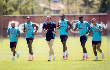 Flamengo viaja com desfalques para duelo que pode garantir o título brasileiro