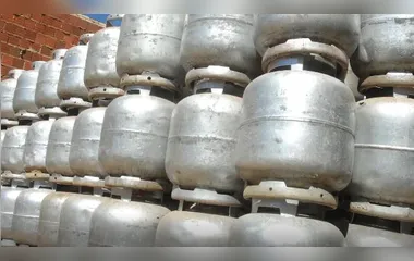 Governo define valores de referência de botijões do programa 'Gás do Povo'