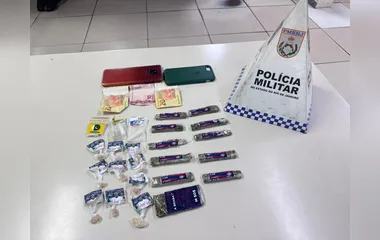 Jovens são apreendidos por tráfico de drogas em praça de Maricá