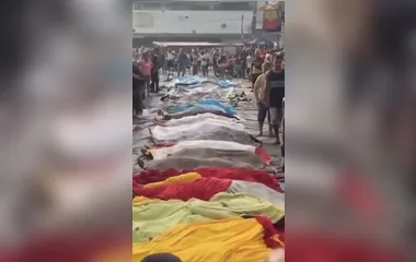 Mais de 50 corpos são encontrados e levados por moradores para praça da Penha; Mortes não constam do balanço oficial