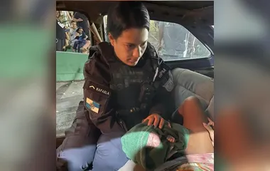 Policiais militares realizam parto dentro da viatura em Nova Iguaçu