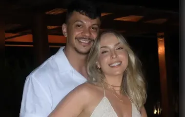 Tata Estaniecki e Júlio Cocielo removem sobrenome de casados de seus perfis no Instagram