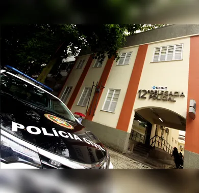 Polícia Civil prende grupo criminoso especializado no golpe da falsa central de banco na Zona Oeste