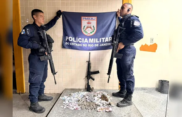Ação da PM apreende fuzil e drogas e prende quatro suspeitos na Vila Ipiranga