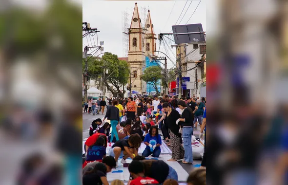 Corpus Christi reúne milhares de fiéis e mantém tradição dos tapetes de sal em São Gonçalo