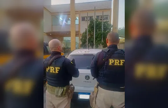 Em Rio Bonito, PRF apreende drogas