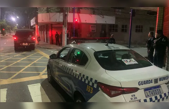 Guarda Municipal prende homens que furtaram padaria em São Gonçalo